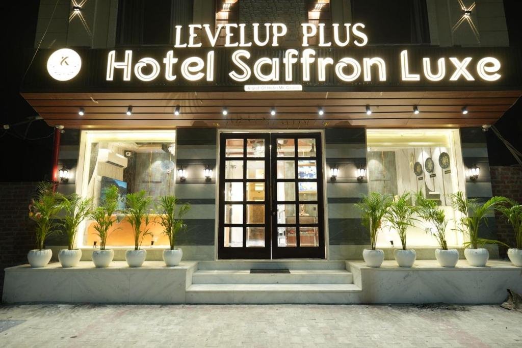 Best Hotel in Amritsar – Experience Luxury and Comfort at Saffron Luxe 718673212